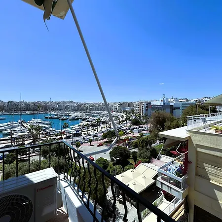 Apartment Center Sea View Piraeus